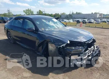 WBA33EH04SCV69843