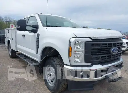 1FD7X2BA8REF32376