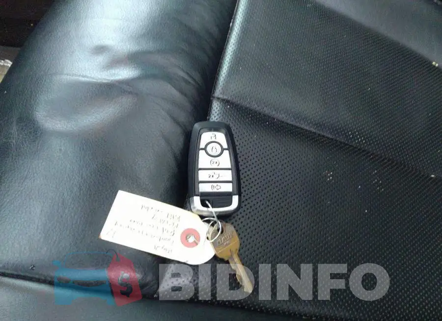 1FTEW1EP4KFB38463 Photo# 11