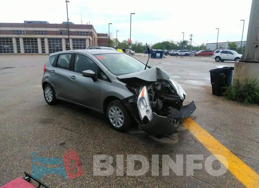3N1CE2CP7FL350940 Photo# 1