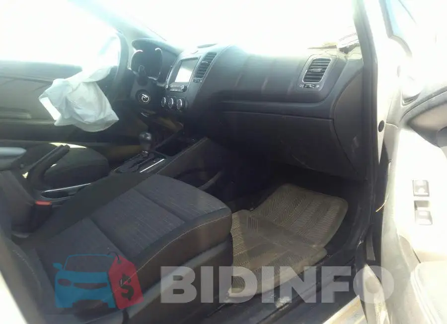 KNAFK5A80J5769671 Photo# 5