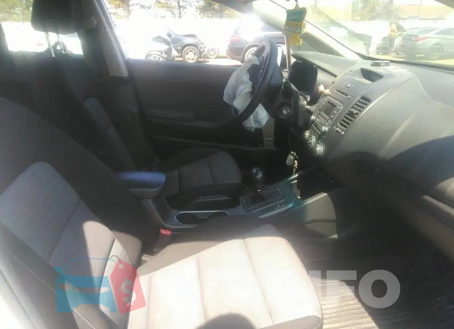 KNAFX4A62G5452932 Photo# 5