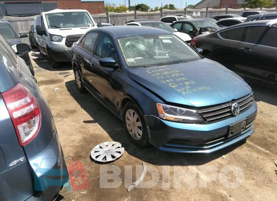 3VW2B7AJ5HM255090 Photo# 1