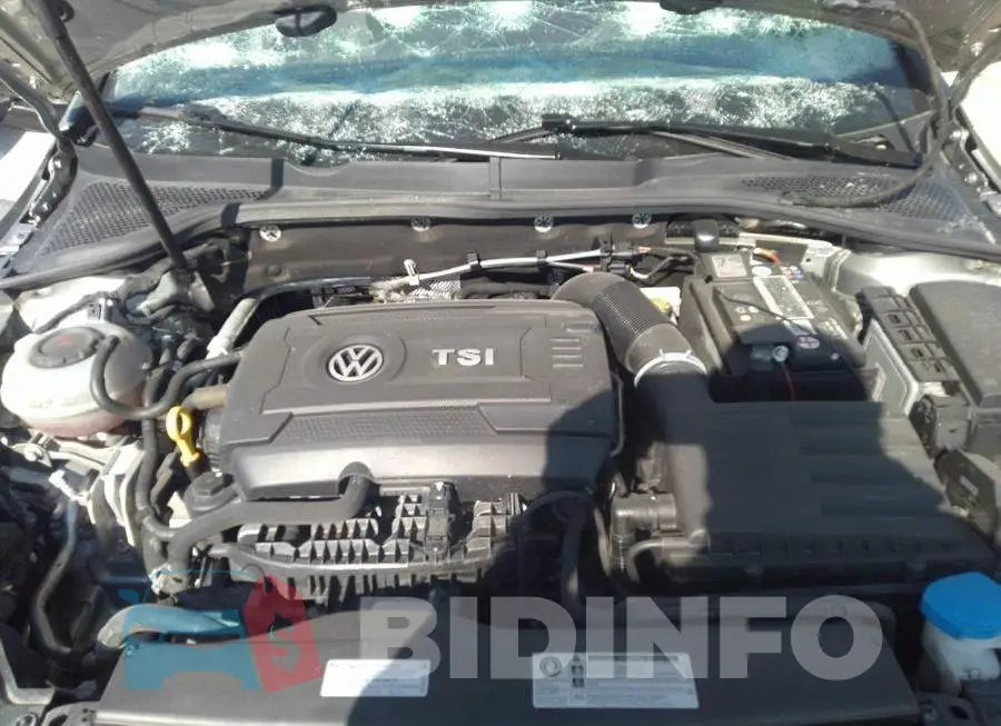 3VW117AU5JM764708 Photo# 10