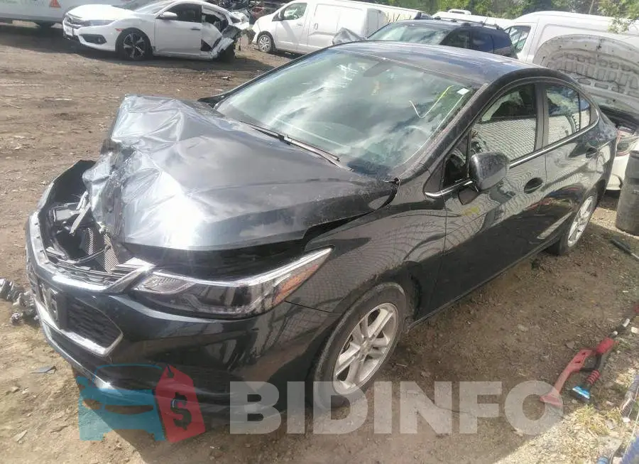 1G1BE5SM6J7193621 Photo# 2