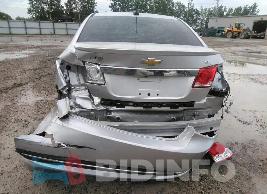 1G1PE5SB6F7226158 Photo# 6