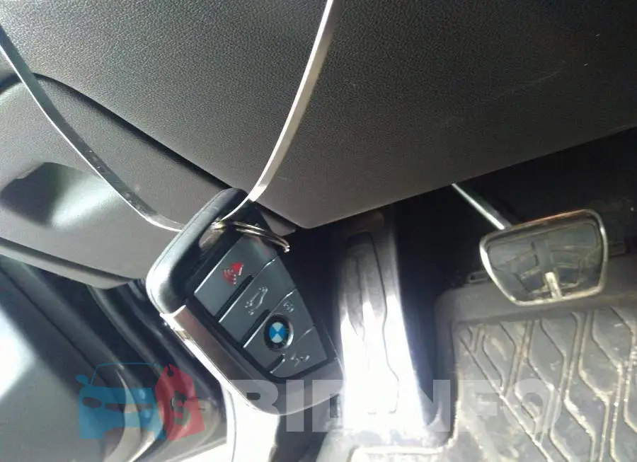 5UXTA6C03M9H32702 Photo# 11