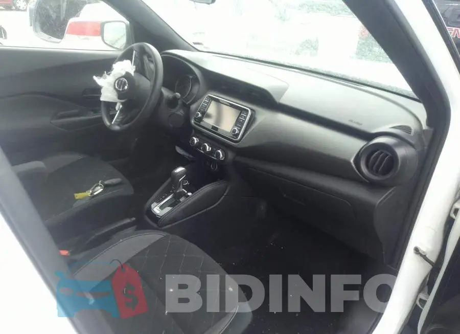 3N1CP5CU5KL547083 Photo# 5