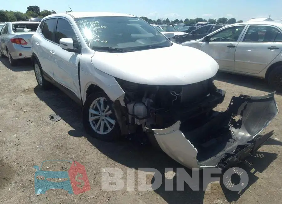 JN1BJ1CP4HW031820 Photo# 1