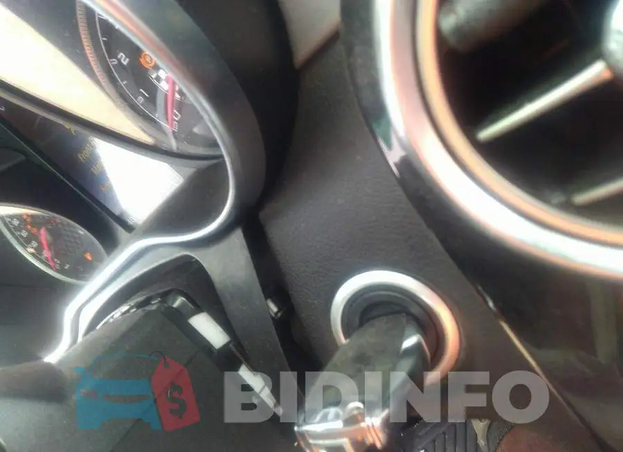 55SWF6EB8GU148607 Photo# 11