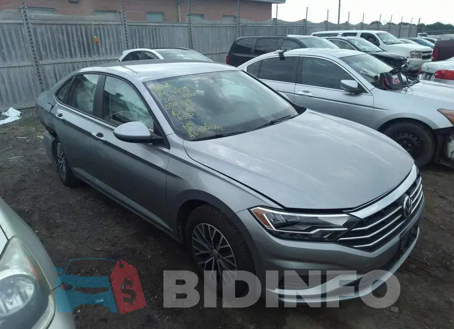 3VWCB7BUXLM039385 Photo# 1