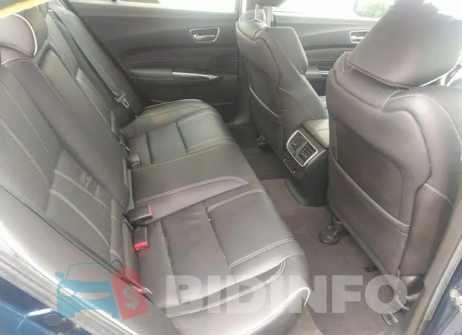 19UUB3F83LA801807 Photo# 8