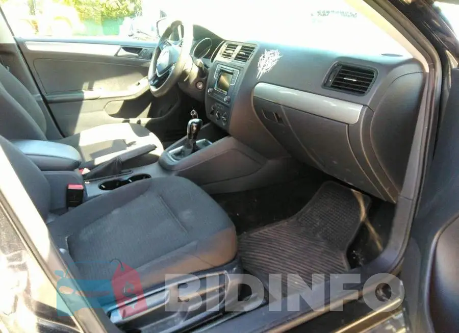 3VW267AJ5GM208760 Photo# 5