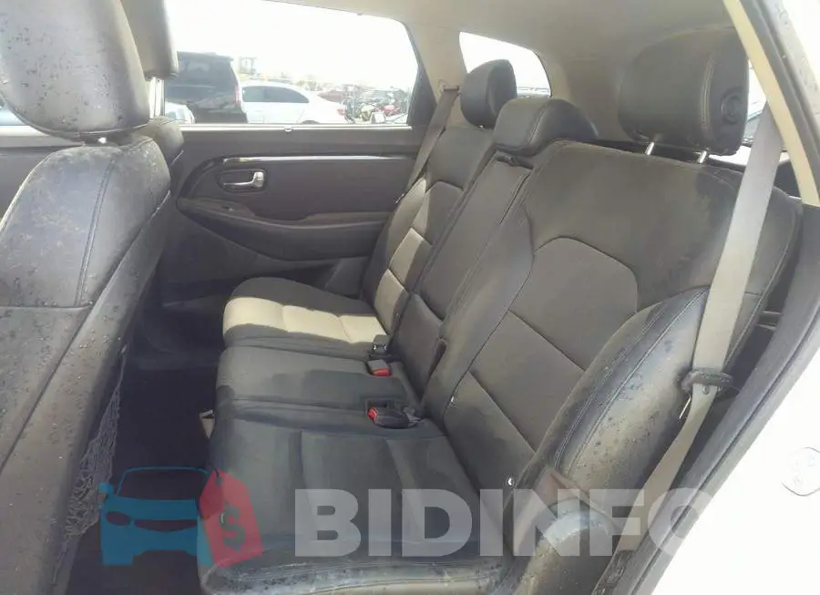 KNAHU8A36F7090248 Photo# 8