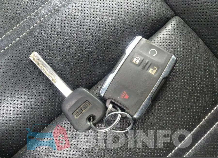3GTU2PEC8JG300986 Photo# 11