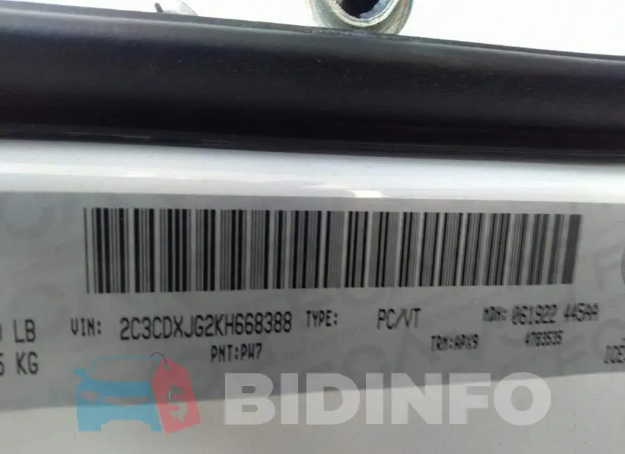 2C3CDXJG2KH668388 Photo# 9