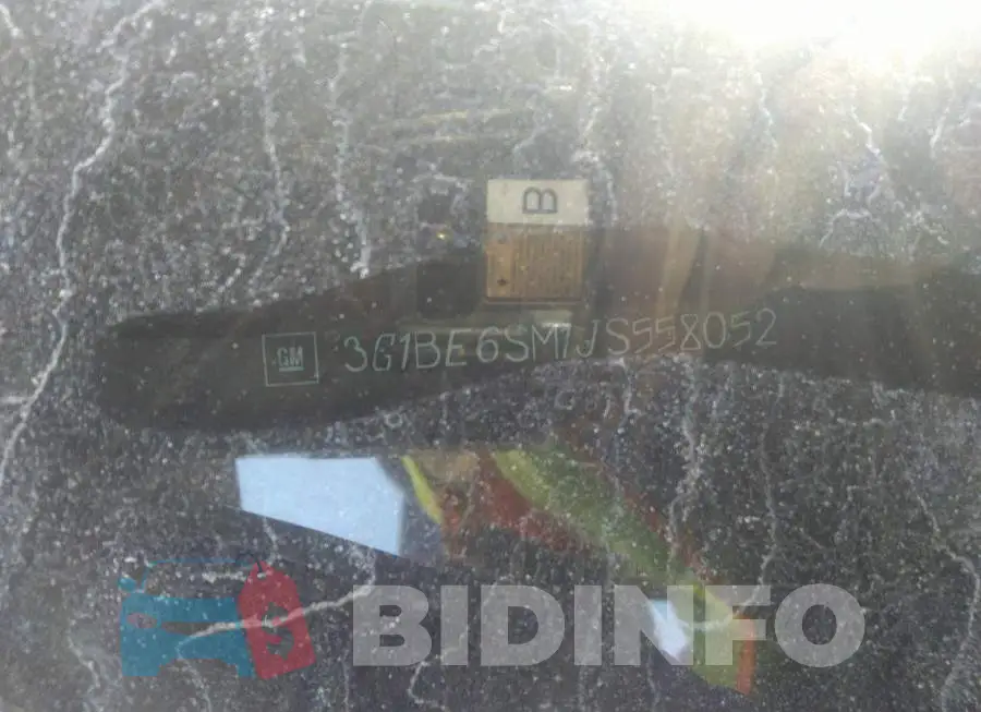 3G1BE6SM1JS558052 Photo# 9