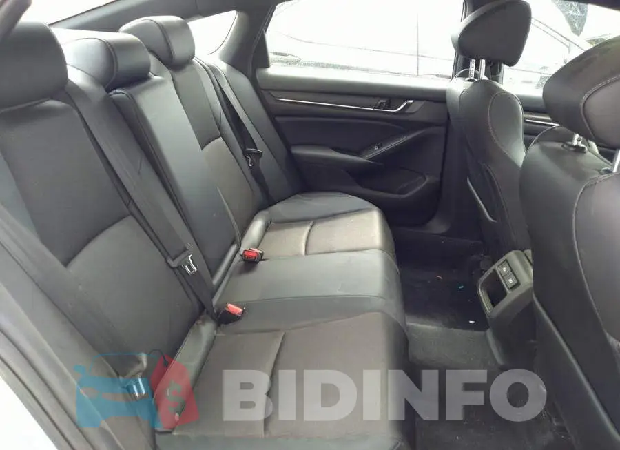 1HGCV1F30MA803124 Photo# 8