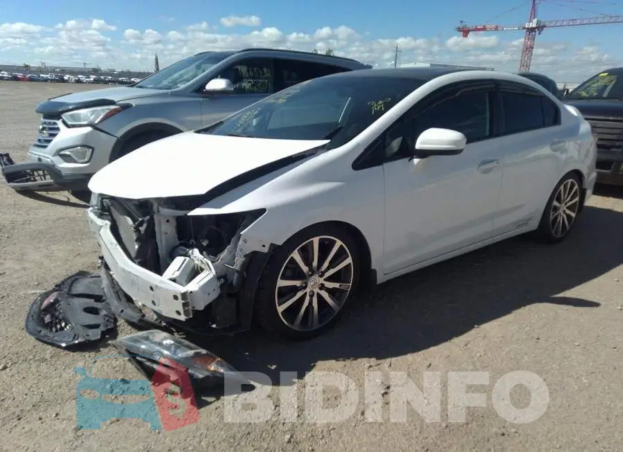 2HGFB6E57FH200388 Photo# 2