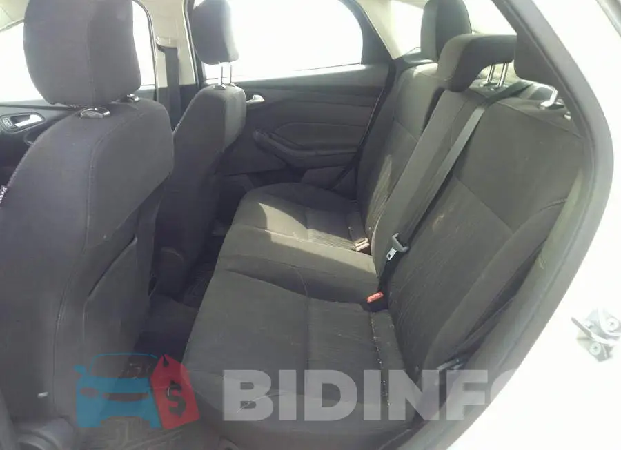 1FADP3FE7HL273583 Photo# 8