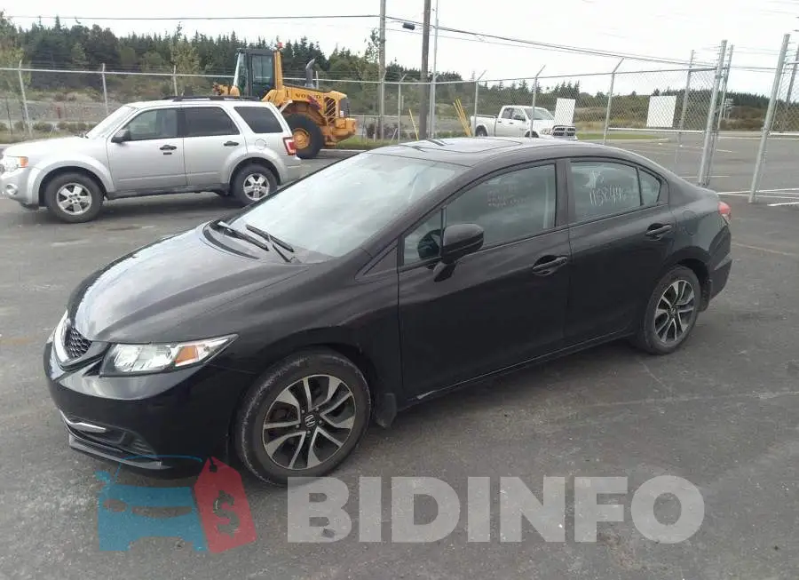 2HGFB2F57FH002336 Photo# 2