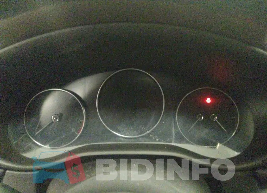 3MVDMBDL7MM204835 Photo# 7