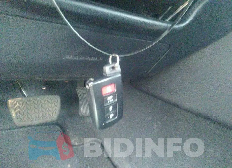 4T1BF1FK4GU572905 Photo# 11
