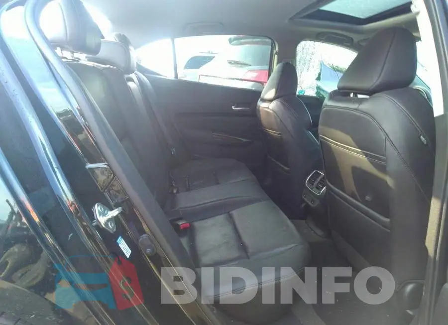 19UUB1F55FA802052 Photo# 8