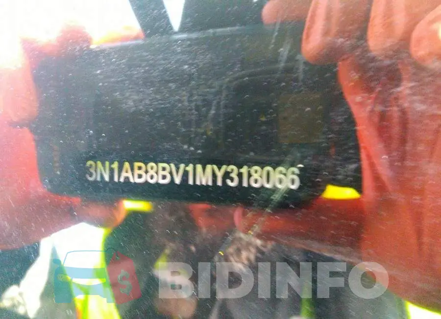3N1AB8BV1MY318066 Photo# 9