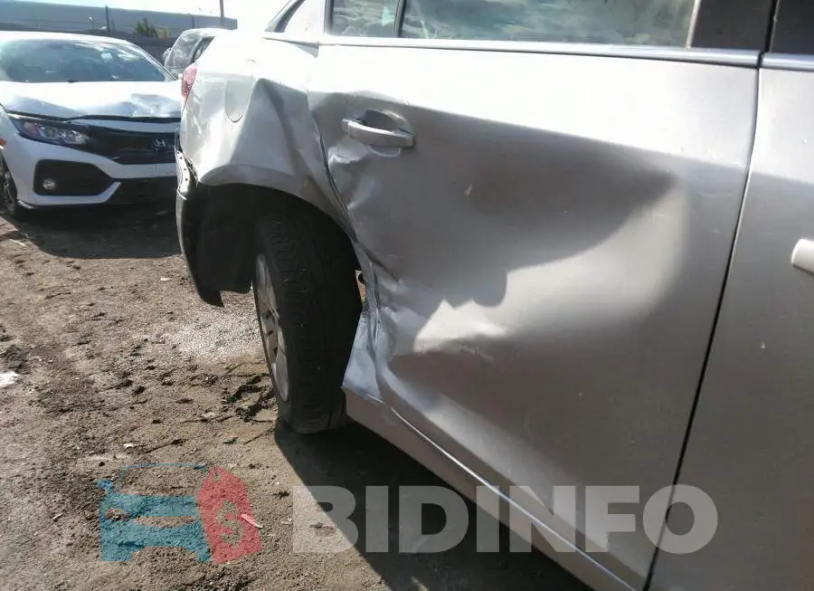 1G1PC5SB2F7278974 Photo# 6