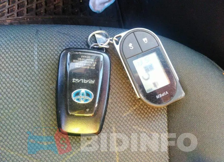 2T3RWRFV8MW107618 Photo# 11