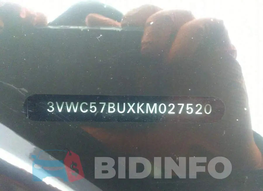 3VWC57BUXKM027520 Photo# 9