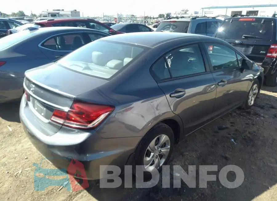 2HGFB2F46FH026117 Photo# 4