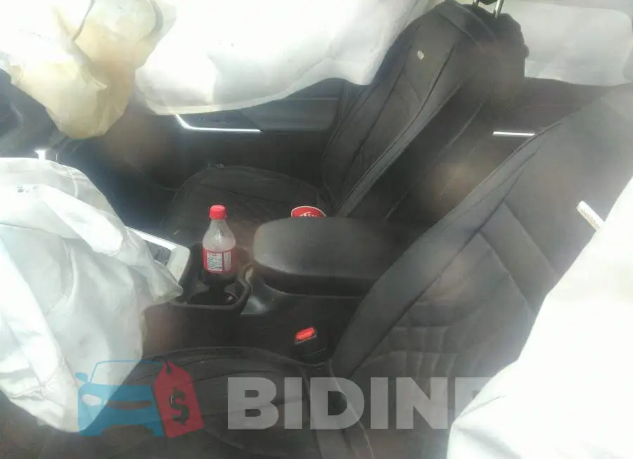 2T3R1RFV2MC246594 Photo# 5