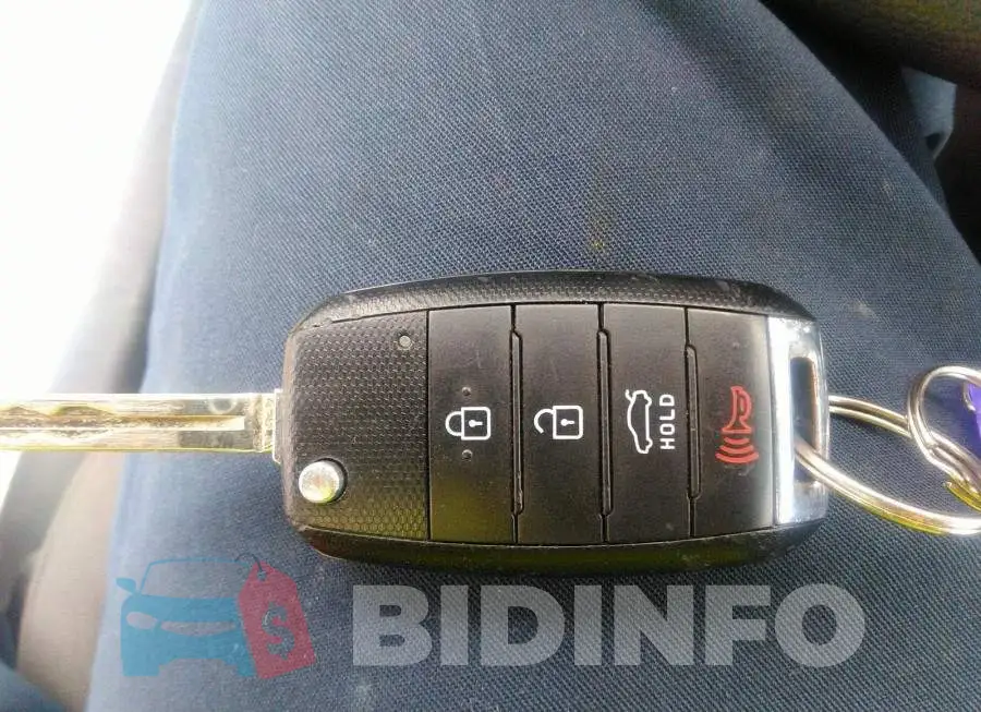 KNADM5A39F6973473 Photo# 11