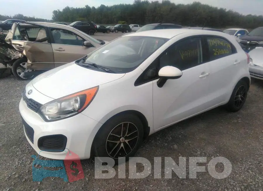 KNADM5A39F6973473 Photo# 2