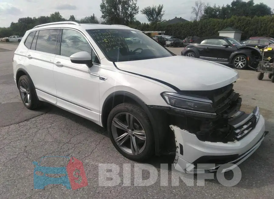 3VV4B7AX2JM140986 Photo# 1