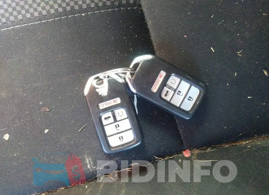 2HGFC2F75KH001632 Photo# 11