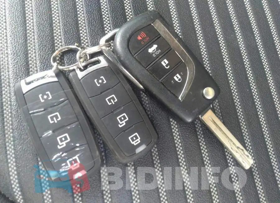 4T1B11HK7KU778207 Photo# 11