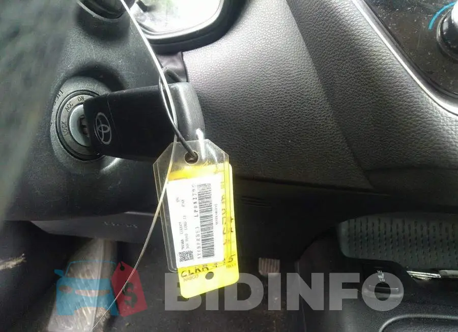 5YFBPRBE3LP082799 Photo# 11