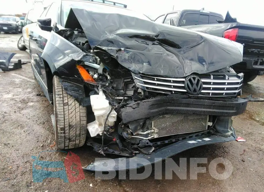1VWCS7A36FC033064 Photo# 6
