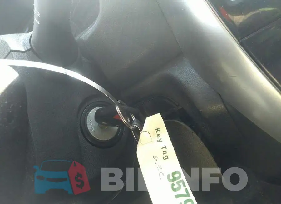 3N1CE2CPXGL376756 Photo# 11