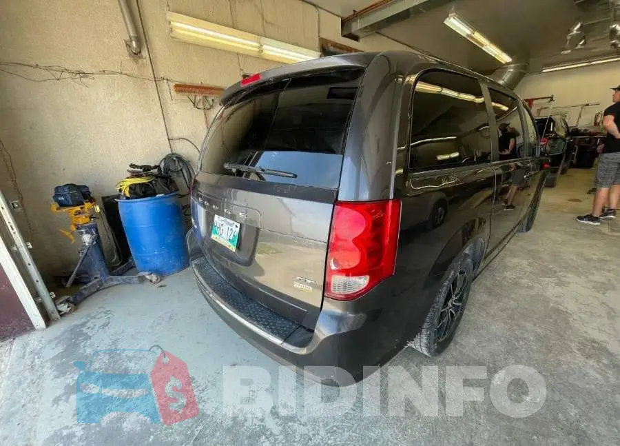 2C4RDGEG2JR218412 Photo# 10