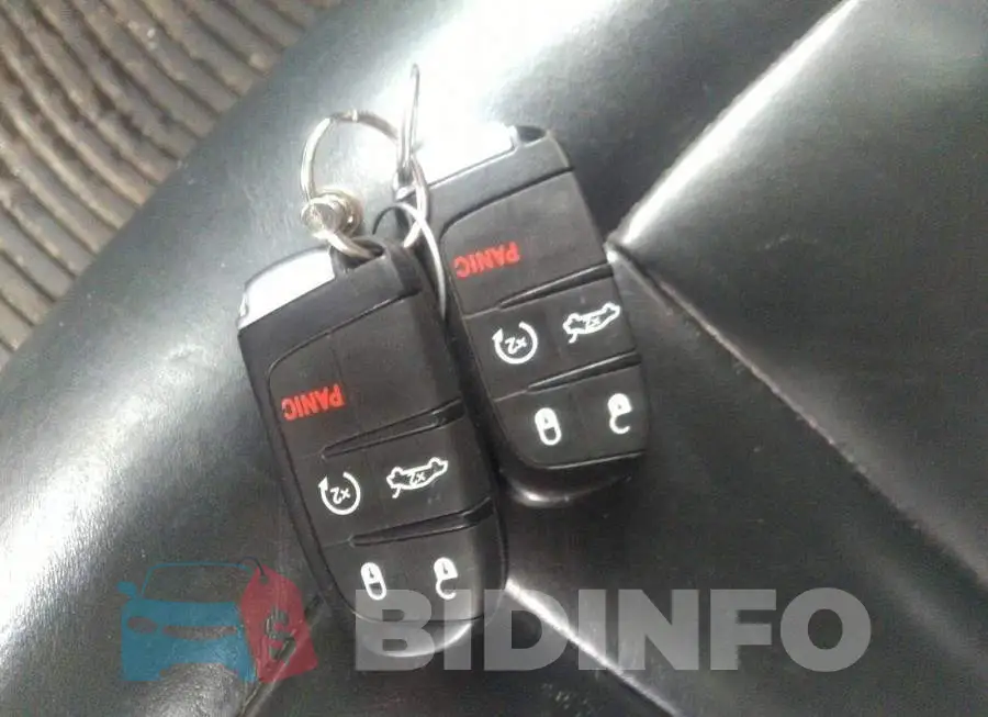 1C3CCCCGXGN185562 Photo# 11