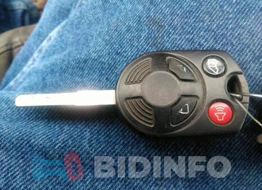 1FTBW2XG6HKB30421 Photo# 11