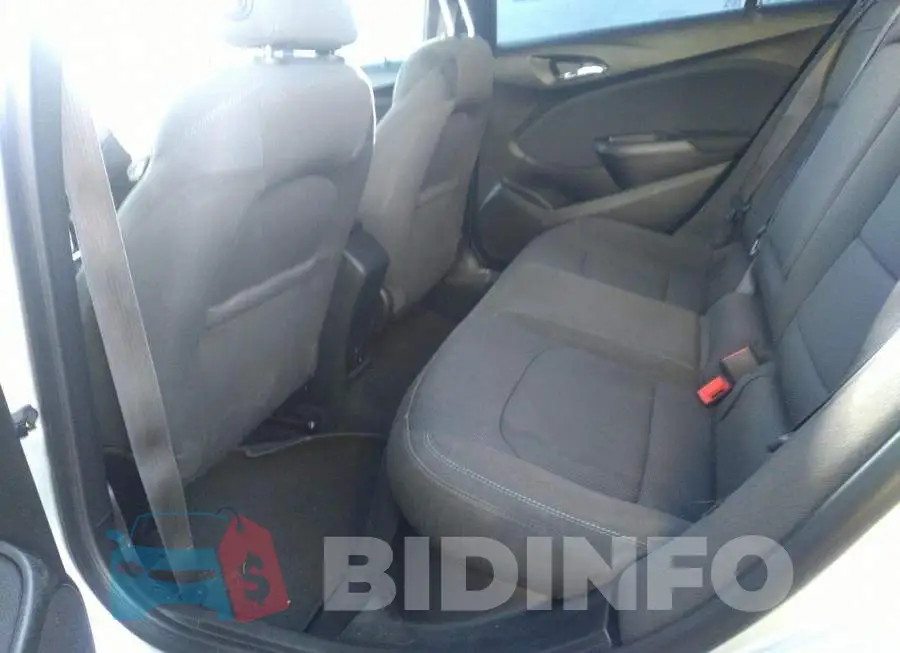 3G1BE5SM2HS502402 Photo# 8