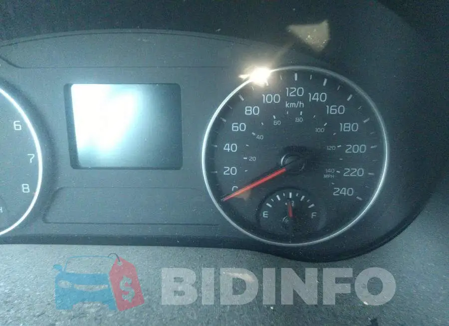 KNDEUCAA5M7121123 Photo# 7