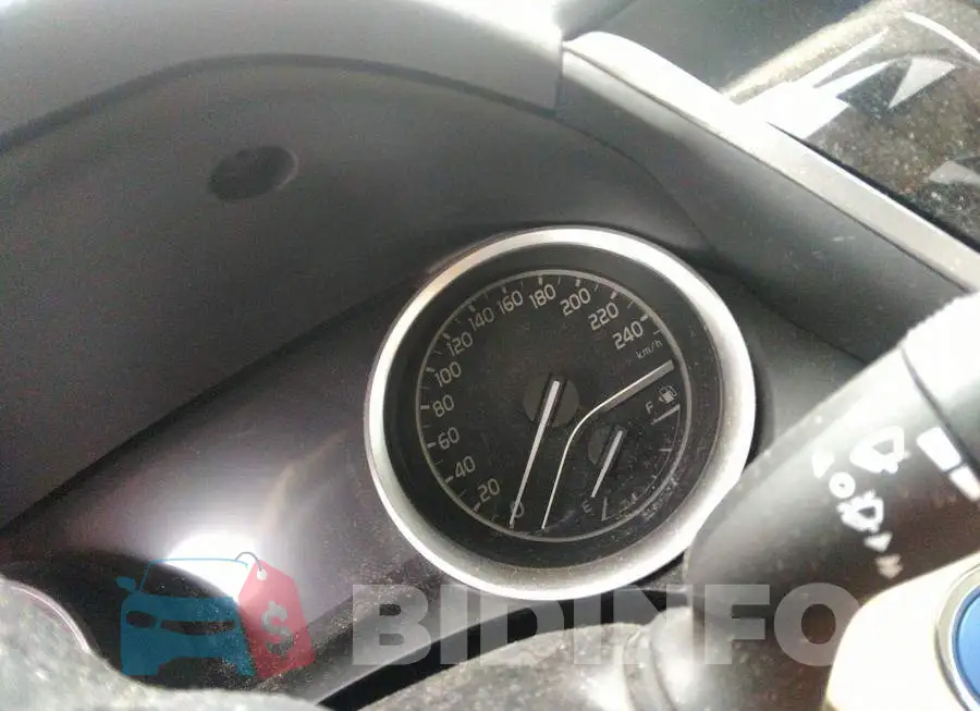 4T1B21HK2MU015737 Photo# 7