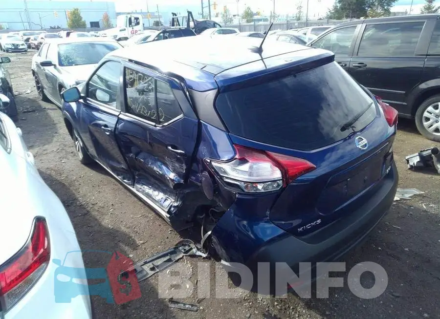 3N1CP5CU3JL529602 Photo# 3