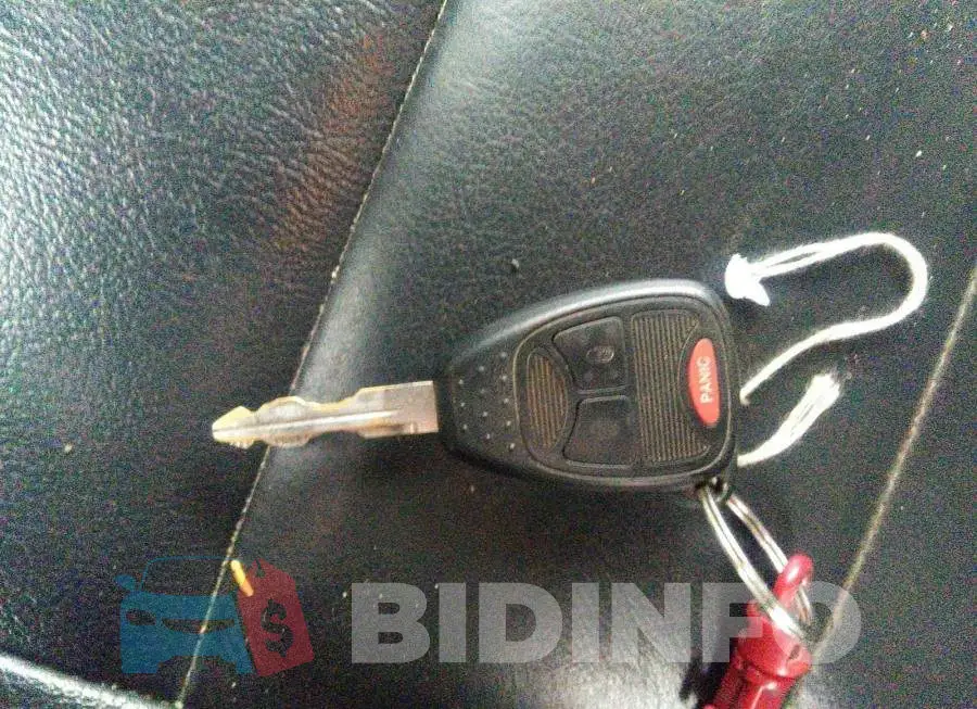 1C4NJRAB4GD733078 Photo# 11